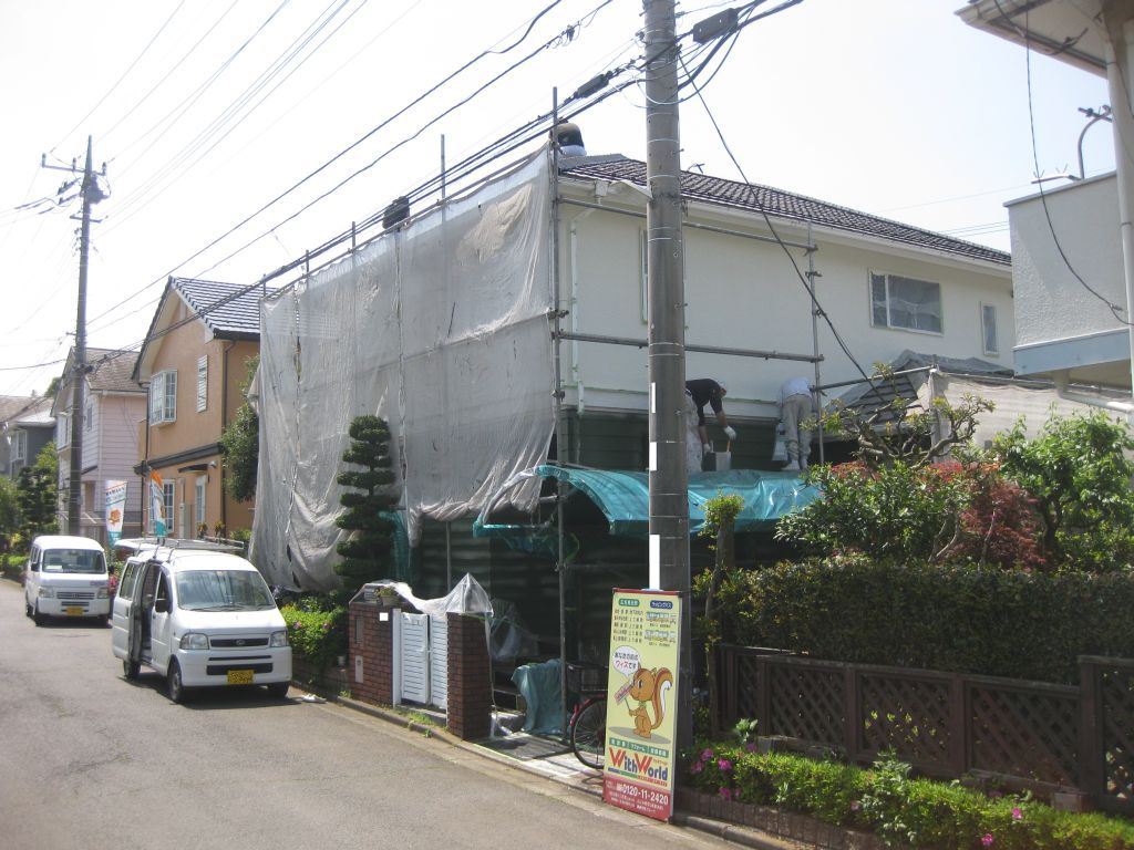 各所塗装工事中